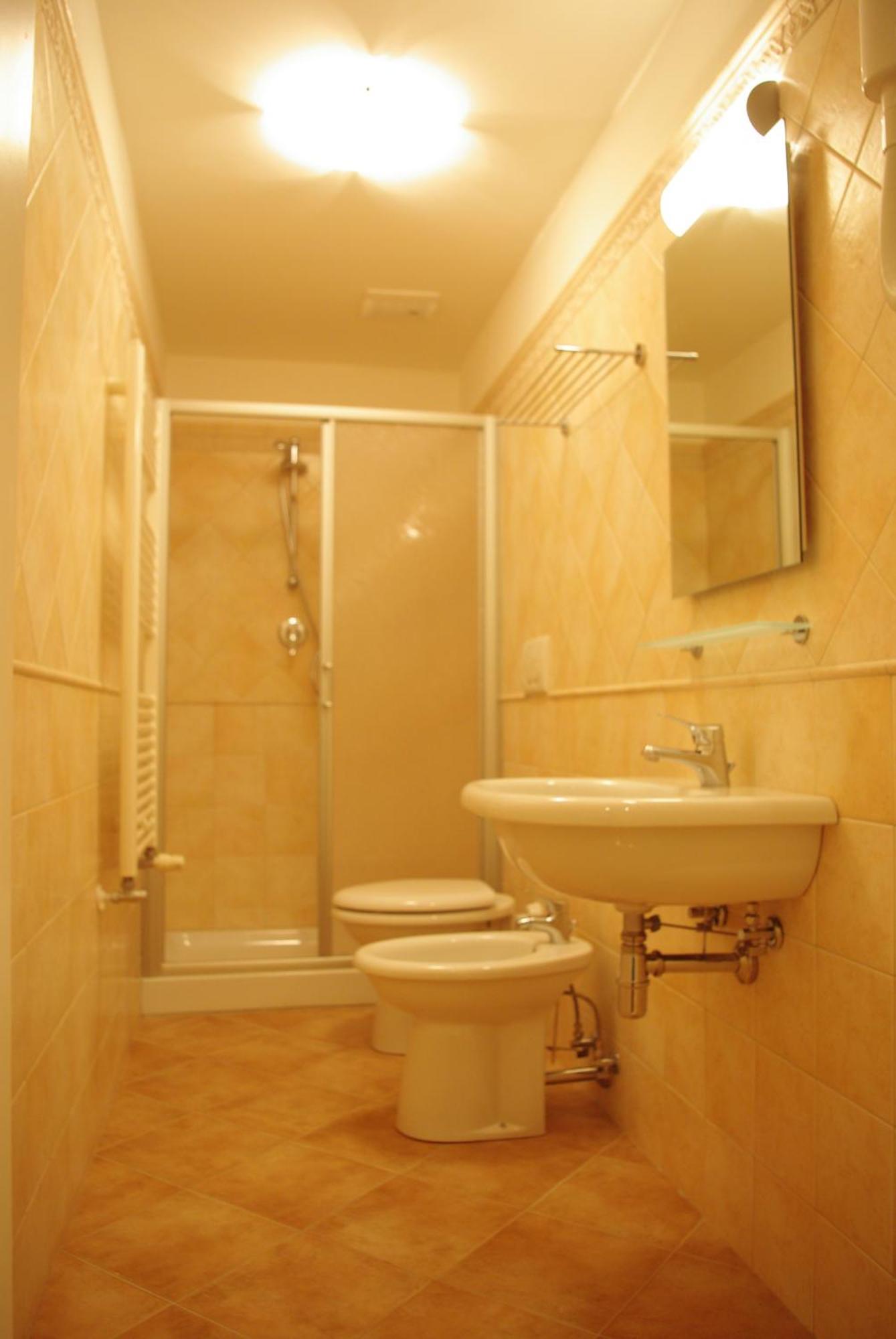 Dependance Lipa Hotel Базовица Екстериор снимка